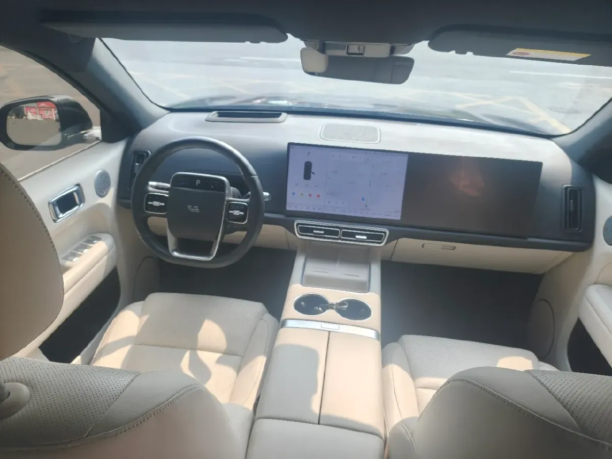 2024 Li L6 Range Extended 154HP L4 REEV 36.8KWH,autocango,china used car exporter,china ev exporter,chinese used car exporter,chinese used ev exporter