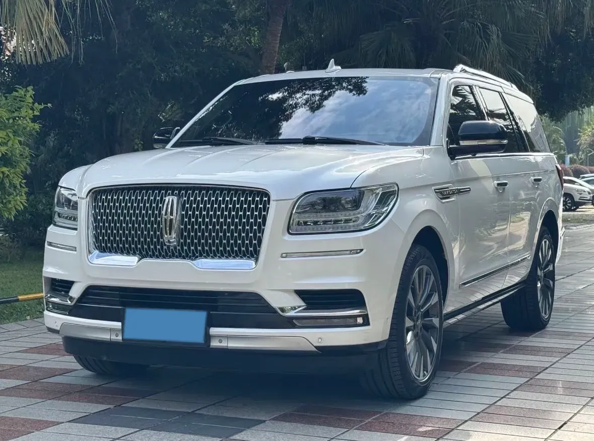 2020 Lincoln Navigator 3.5T 388HP V6 10AT,autocango,china used car exporter,china ev exporter,chinese used car exporter,chinese used ev exporter