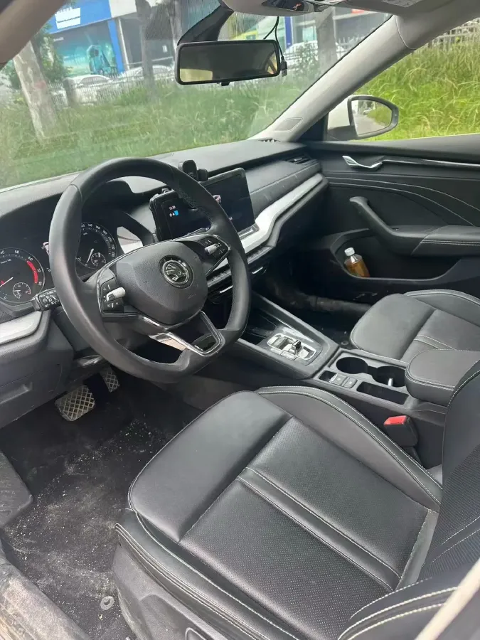 2021 Skoda Octavia 1.4T 150HP L4 7DCT,autocango,china used car exporter,china ev exporter,chinese used car exporter,chinese used ev exporter