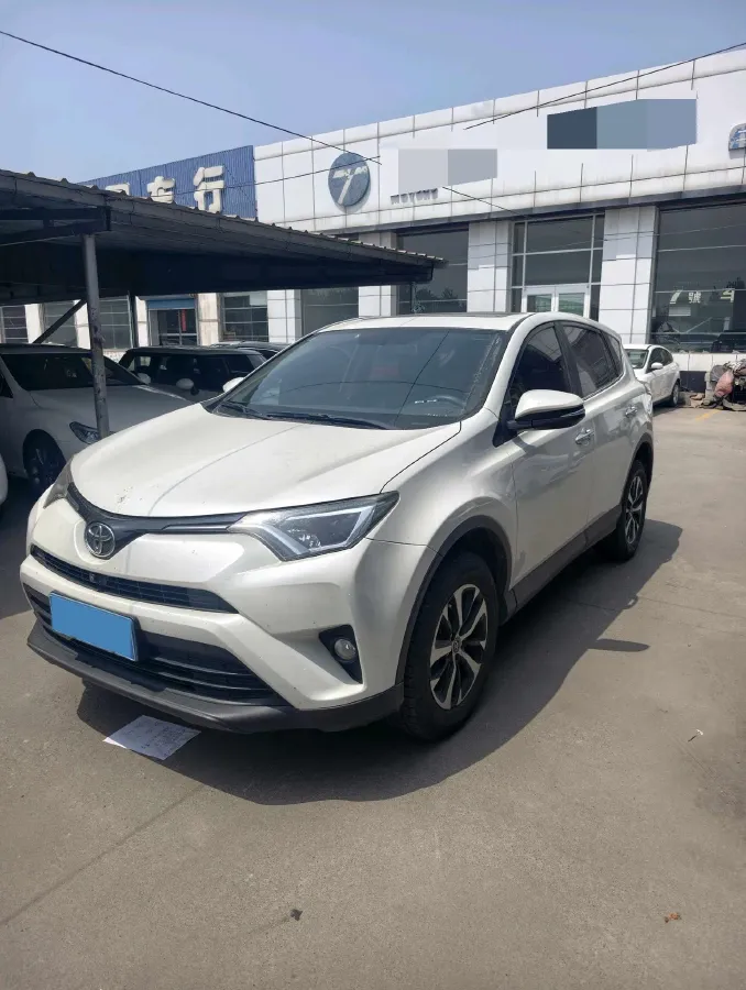 2016 Toyota RAV4 2.0L 151HP L4 CVT,autocango,china used car exporter,china ev exporter,chinese used car exporter,chinese used ev exporter