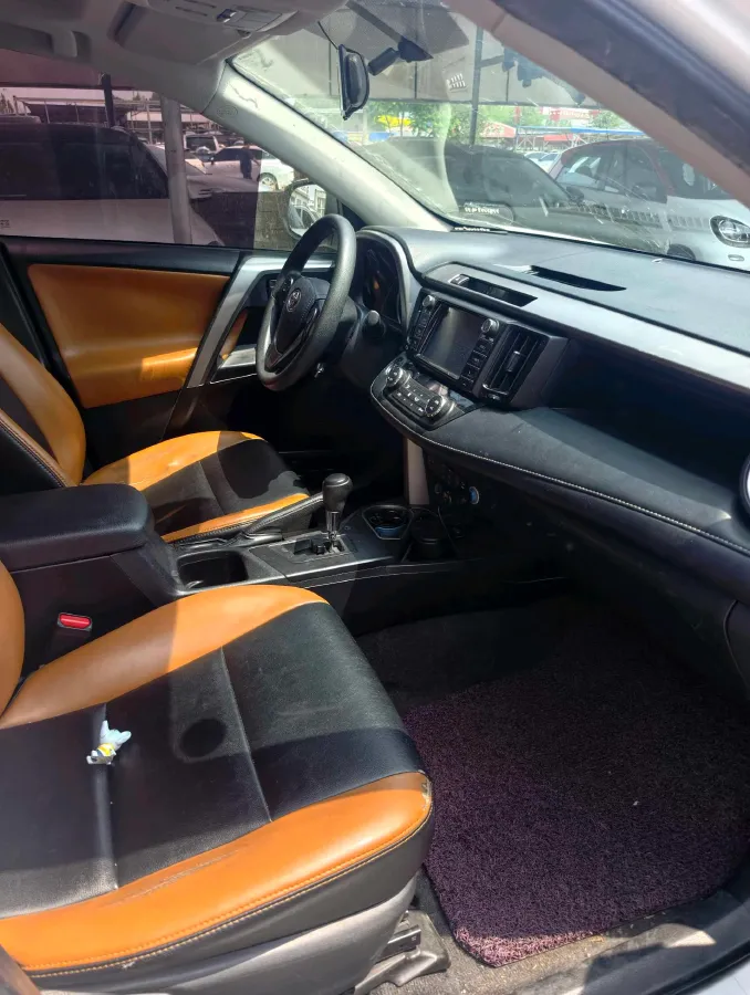2016 Toyota RAV4 2.0L 151HP L4 CVT,autocango,china used car exporter,china ev exporter,chinese used car exporter,chinese used ev exporter