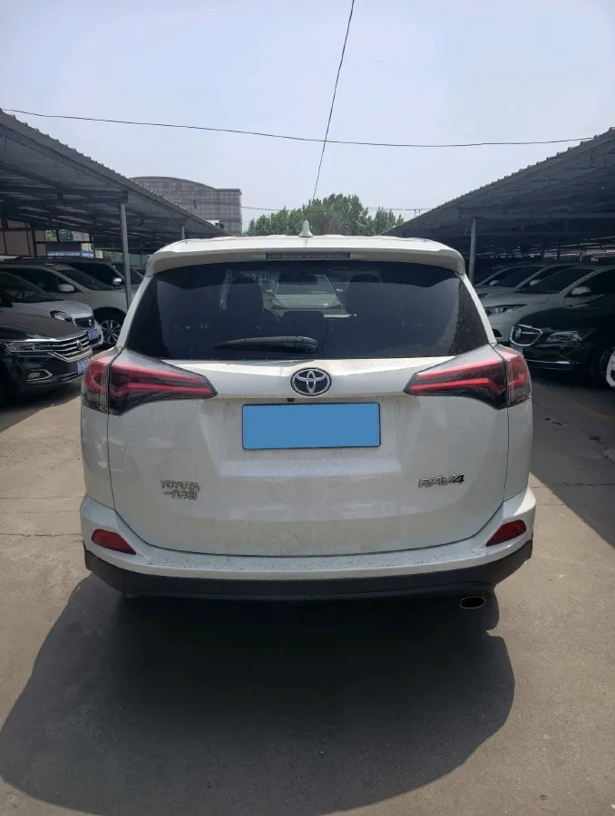 2016 Toyota RAV4 2.0L 151HP L4 CVT,autocango,china used car exporter,china ev exporter,chinese used car exporter,chinese used ev exporter