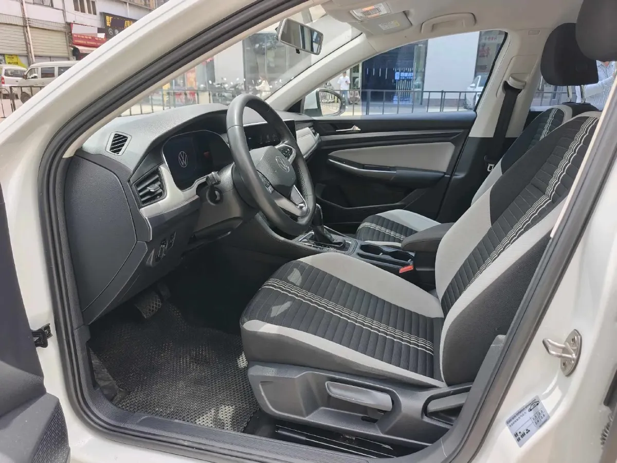 2023 Volkswagen Bora 1.2T 116HP L4 7DCT,autocango,china used car exporter,china ev exporter,chinese used car exporter,chinese used ev exporter