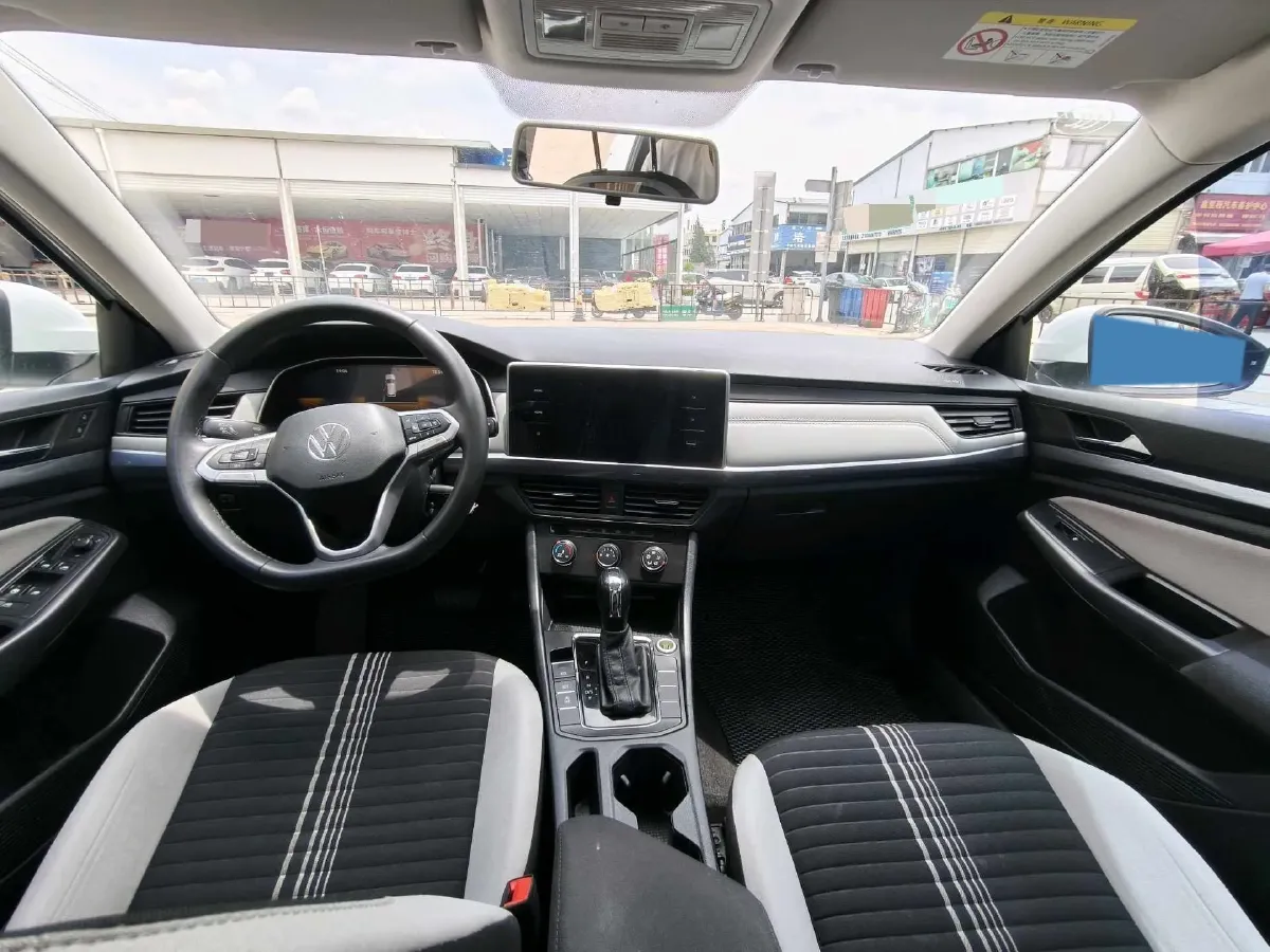 2023 Volkswagen Bora 1.2T 116HP L4 7DCT,autocango,china used car exporter,china ev exporter,chinese used car exporter,chinese used ev exporter