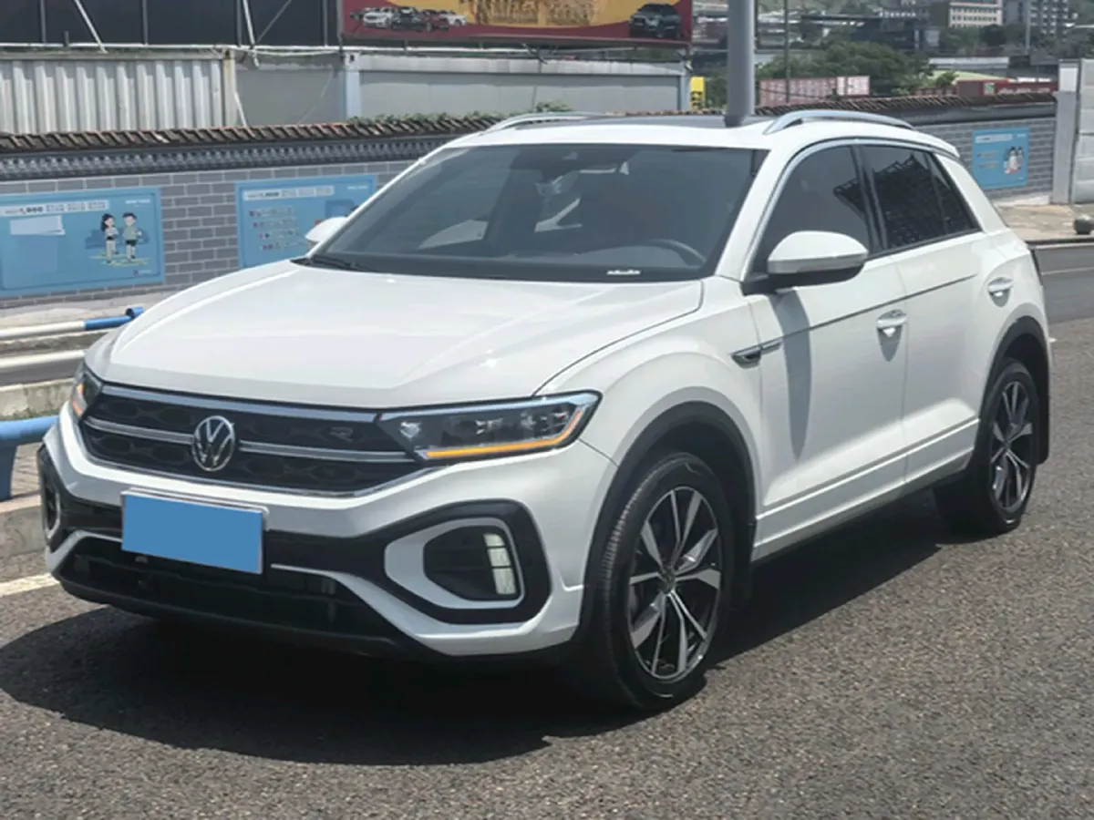 2025 Volkswagen T-Roc 1.5T 160HP L4 7DCT,autocango,china used car exporter,china ev exporter,chinese used car exporter,chinese used ev exporter