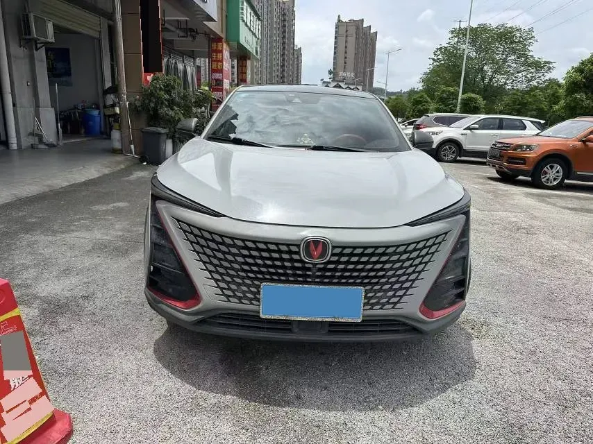2020 ChangAn UNI-T 1.5T 180HP L4 7DCT,autocango,china used car exporter,china ev exporter,chinese used car exporter,chinese used ev exporter