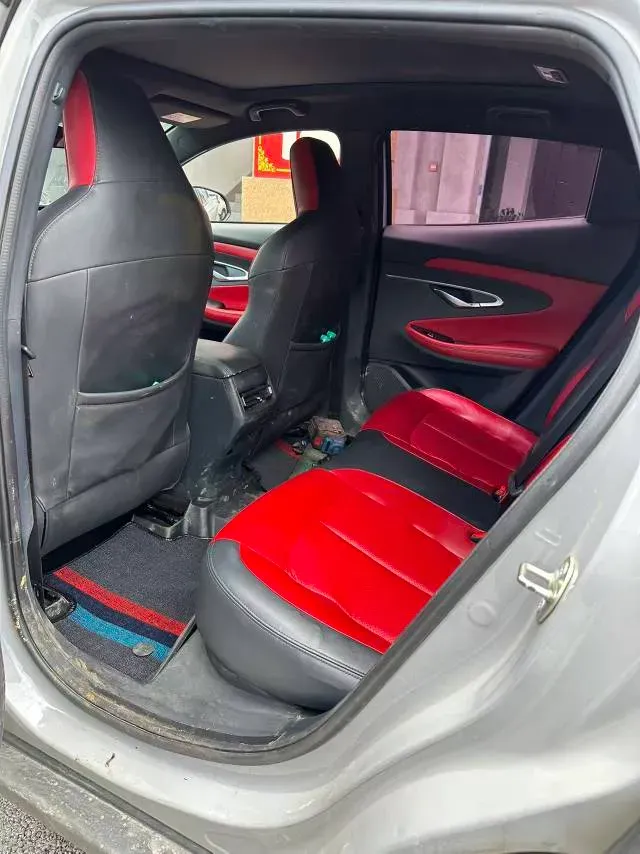 2020 ChangAn UNI-T 1.5T 180HP L4 7DCT,autocango,china used car exporter,china ev exporter,chinese used car exporter,chinese used ev exporter