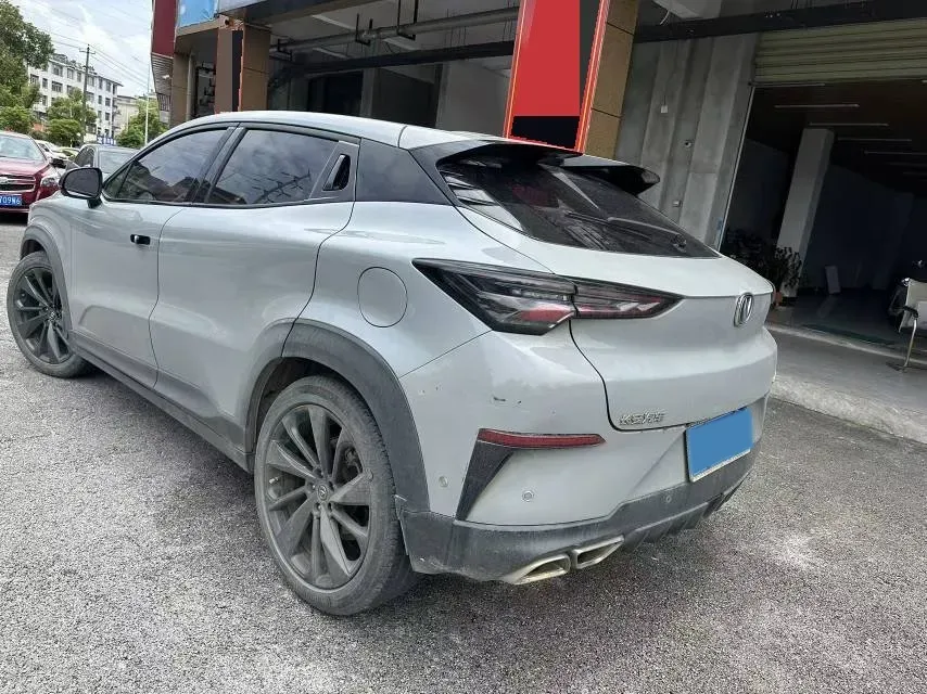 2020 ChangAn UNI-T 1.5T 180HP L4 7DCT,autocango,china used car exporter,china ev exporter,chinese used car exporter,chinese used ev exporter