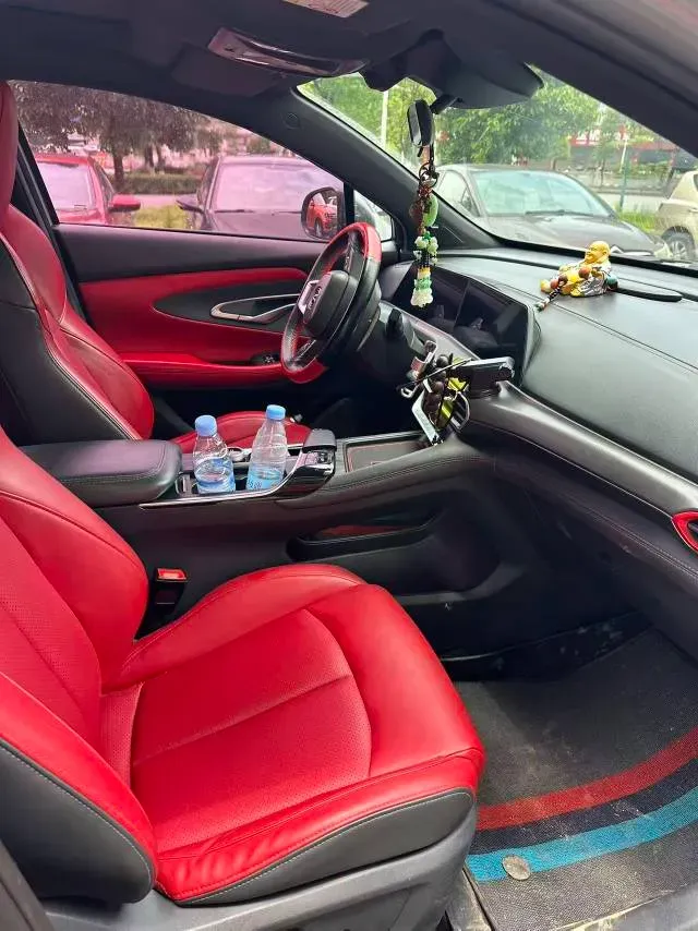 2020 ChangAn UNI-T 1.5T 180HP L4 7DCT,autocango,china used car exporter,china ev exporter,chinese used car exporter,chinese used ev exporter