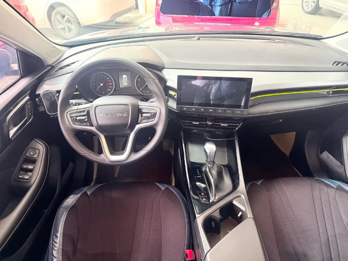 2021 Roewe i5 1.5L 120HP L4 CVT,autocango,china used car exporter,china ev exporter,chinese used car exporter,chinese used ev exporter