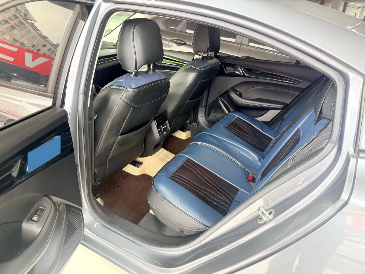 2021 Roewe i5 1.5L 120HP L4 CVT,autocango,china used car exporter,china ev exporter,chinese used car exporter,chinese used ev exporter