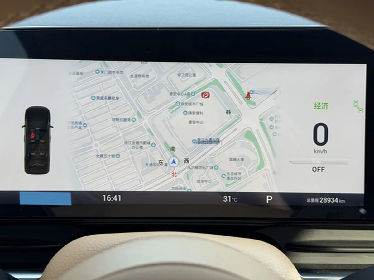 2022 Voyah Dream BEV 82KWH,autocango,china used car exporter,china ev exporter,chinese used car exporter,chinese used ev exporter