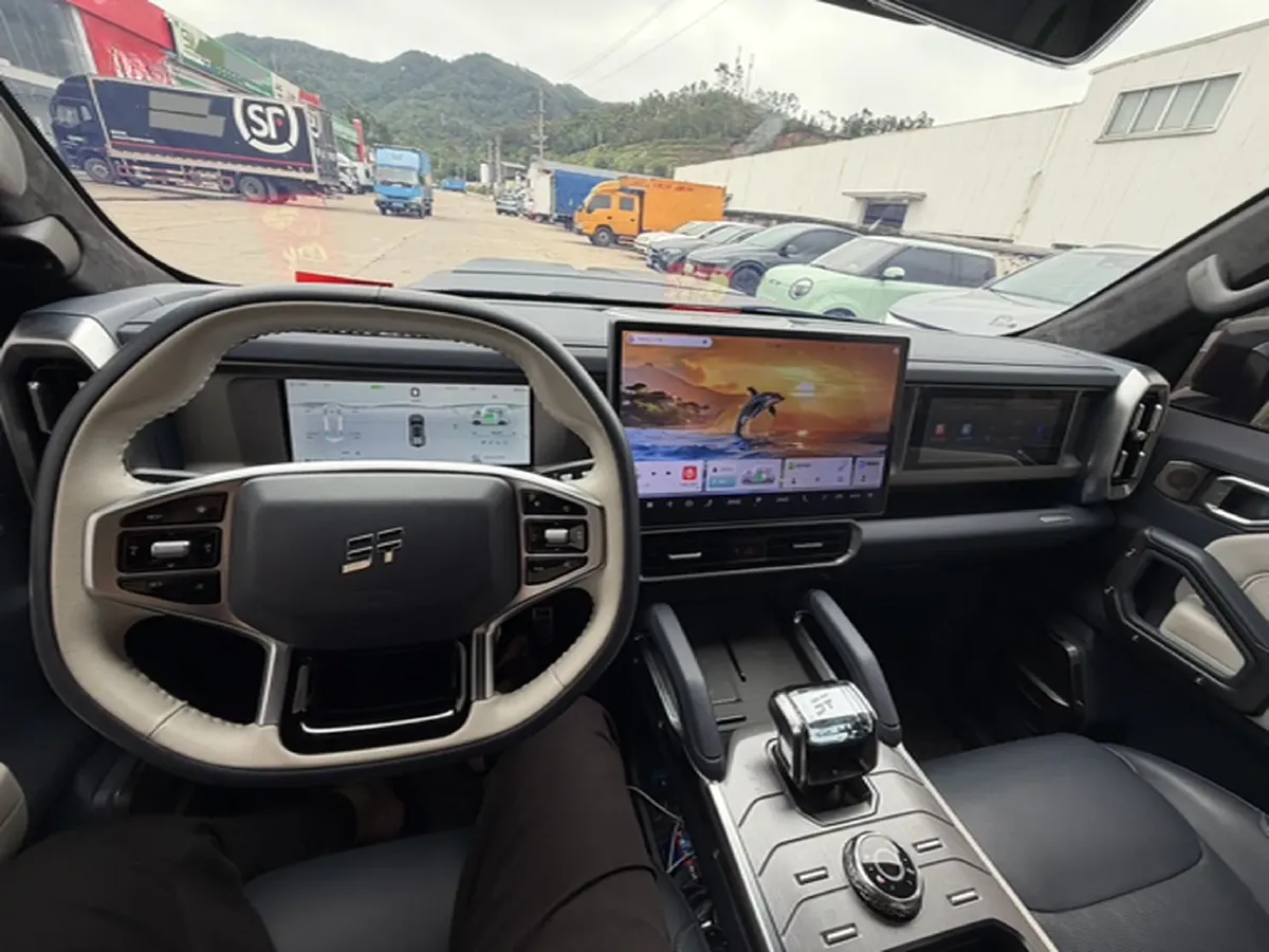 2024 Jetour ShanHai TravellerC-DM 1.5T 156HP L4 3DHT PHEV 43.24KWH,autocango,china used car exporter,china ev exporter,chinese used car exporter,chinese used ev exporter
