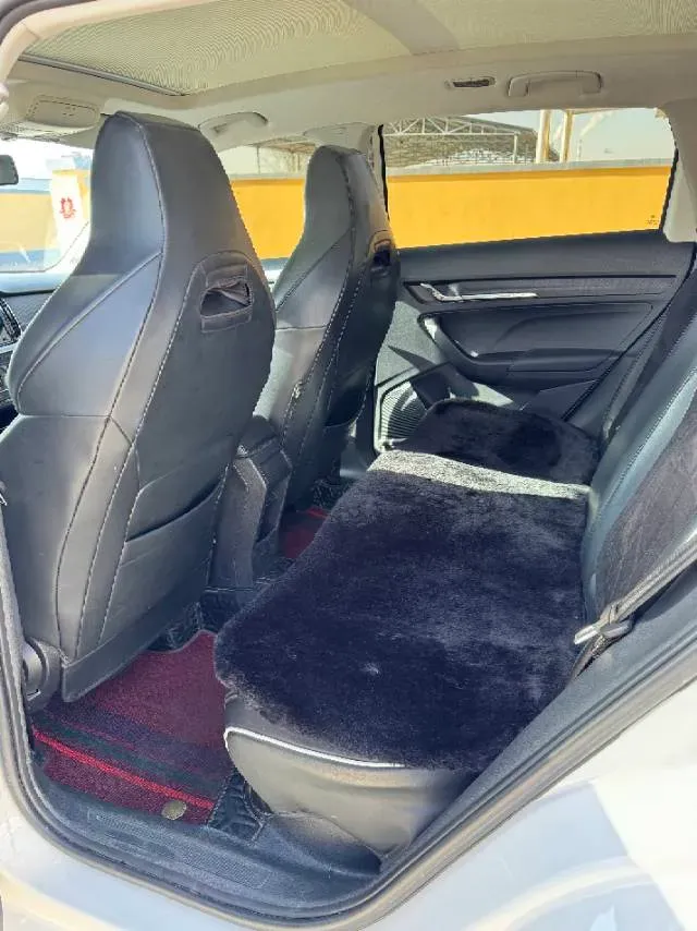 2020 Skoda Karoq 1.4T 150HP L4 7DCT,autocango,china used car exporter,china ev exporter,chinese used car exporter,chinese used ev exporter