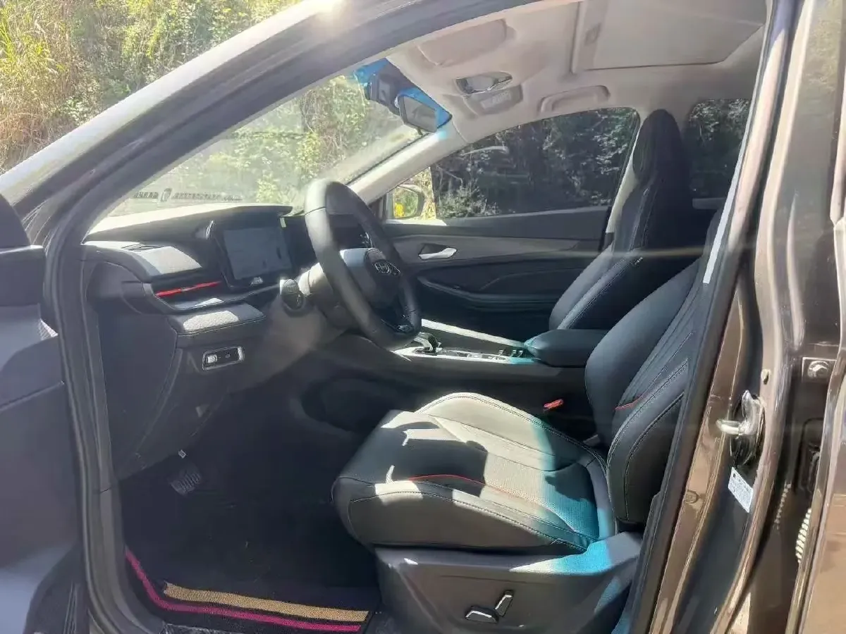 2024 Geely Binray 1.5T 181HP L4 7DCT,autocango,china used car exporter,china ev exporter,chinese used car exporter,chinese used ev exporter