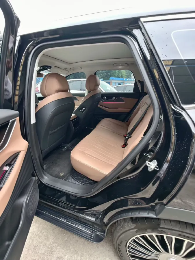 2024 Chery Tiggo8L 2.0T 254HP L4 8AT,autocango,china used car exporter,china ev exporter,chinese used car exporter,chinese used ev exporter