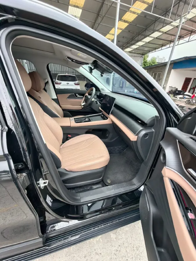 2024 Chery Tiggo8L 2.0T 254HP L4 8AT,autocango,china used car exporter,china ev exporter,chinese used car exporter,chinese used ev exporter