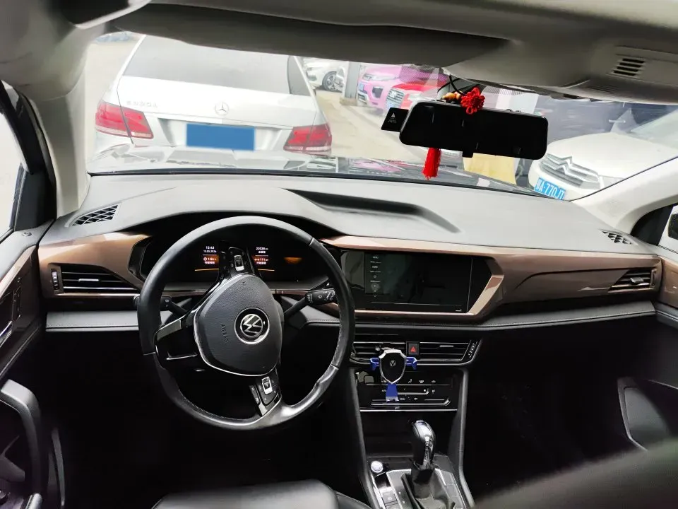 2022 Volkswagen Tharu 1.4T 150HP L4 7DCT,autocango,china used car exporter,china ev exporter,chinese used car exporter,chinese used ev exporter