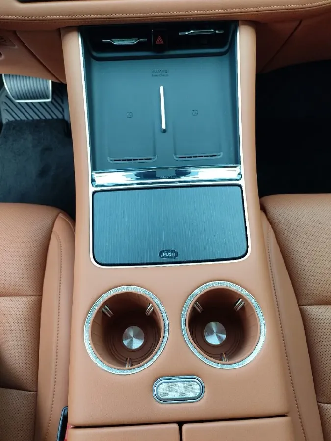2025 AITO AITO M5 1.5T 152HP L4 REEV 42KWH,autocango,china used car exporter,china ev exporter,chinese used car exporter,chinese used ev exporter