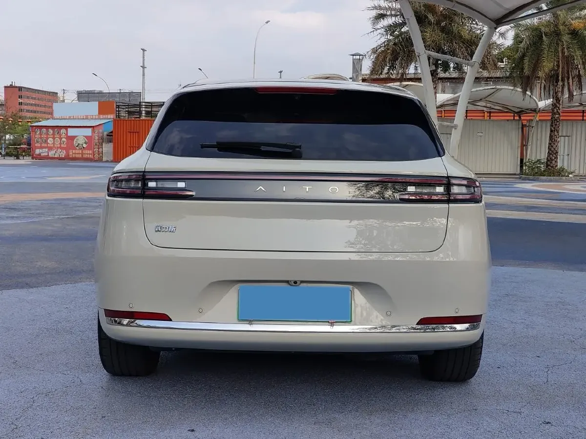 2025 AITO AITO M5 1.5T 152HP L4 REEV 42KWH,autocango,china used car exporter,china ev exporter,chinese used car exporter,chinese used ev exporter