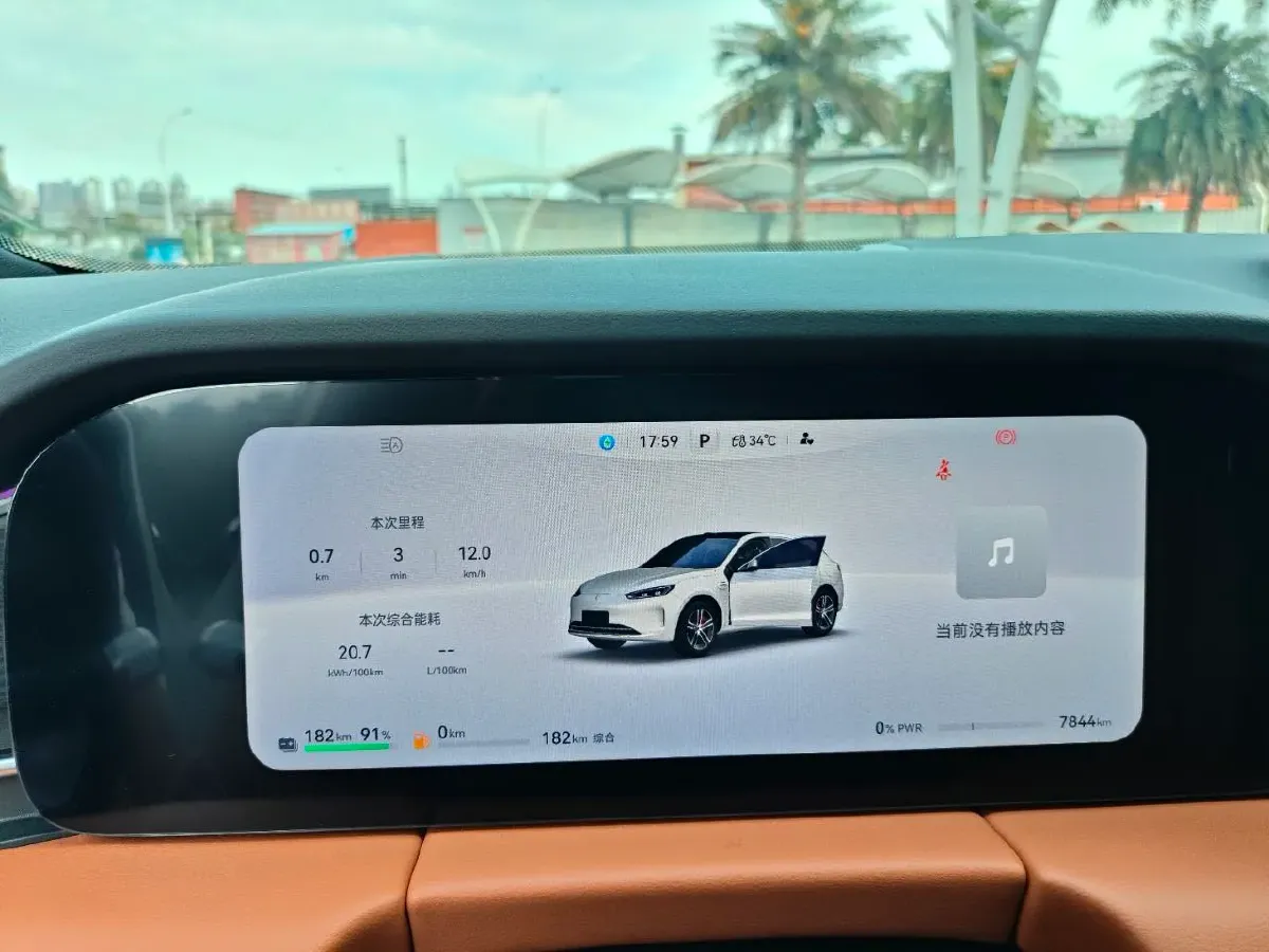 2025 AITO AITO M5 1.5T 152HP L4 REEV 42KWH,autocango,china used car exporter,china ev exporter,chinese used car exporter,chinese used ev exporter