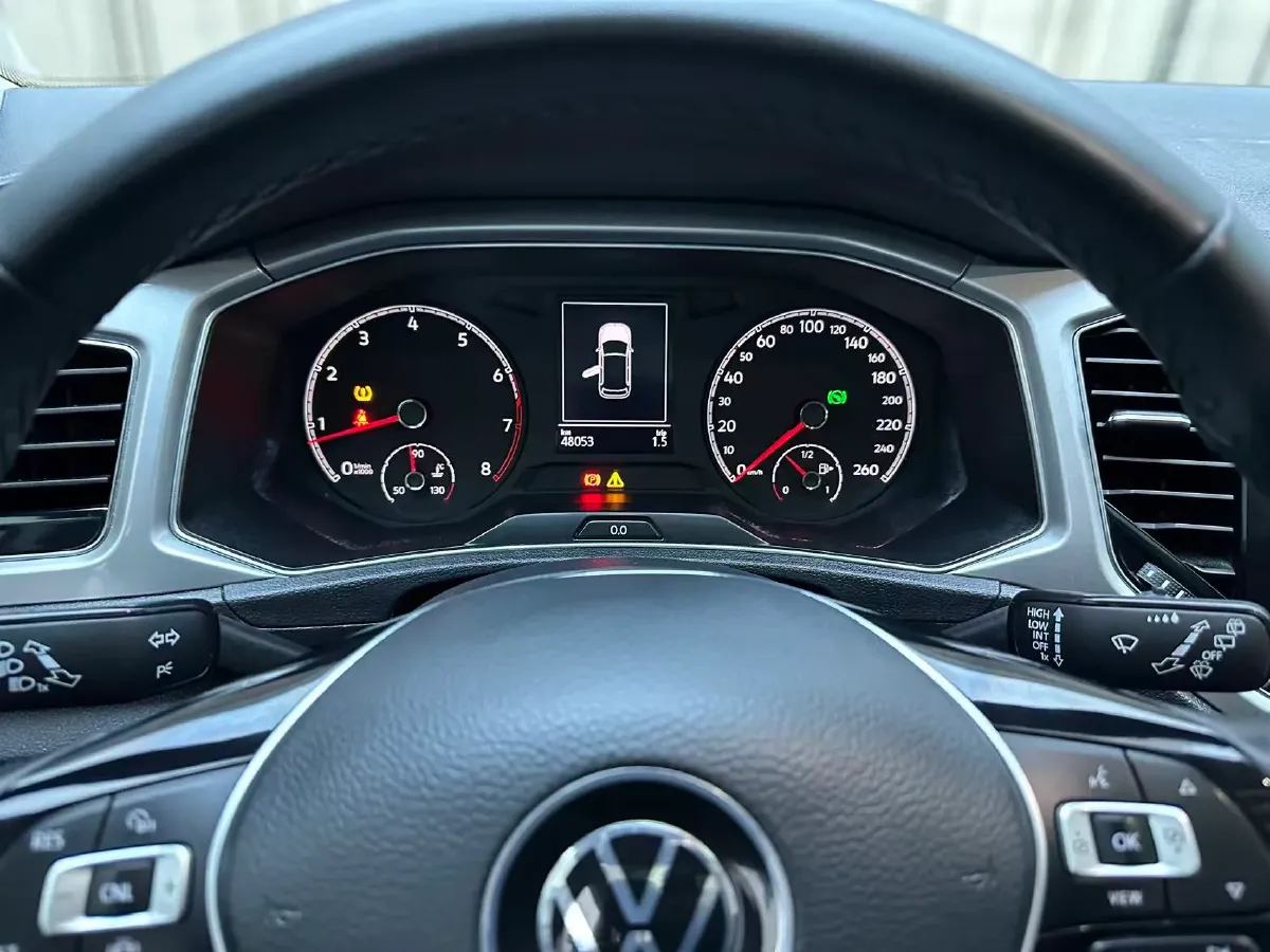 2021 Volkswagen T-Roc 1.4T 150HP L4 7DCT,autocango,china used car exporter,china ev exporter,chinese used car exporter,chinese used ev exporter