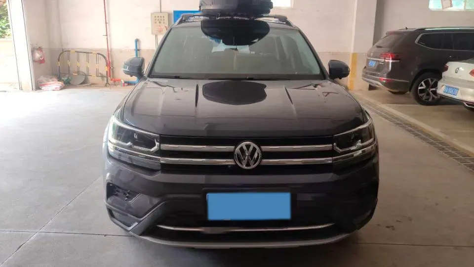 2019 Jeep Compass 1.3T 173HP L4 9AT,autocango,china used car exporter,china ev exporter,chinese used car exporter,chinese used ev exporter
