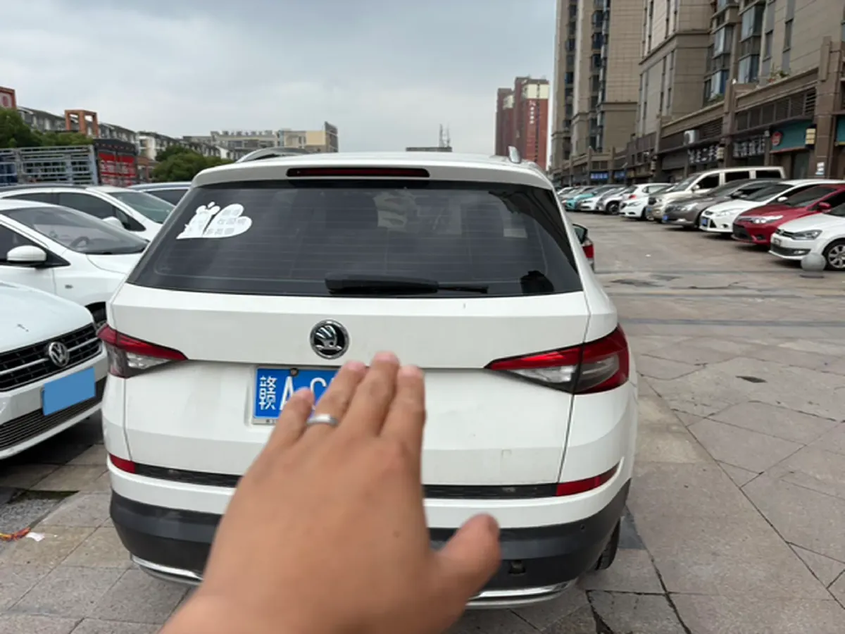 2018 Skoda Kodiak 2.0T 186HP L4 7DCT,autocango,china used car exporter,china ev exporter,chinese used car exporter,chinese used ev exporter