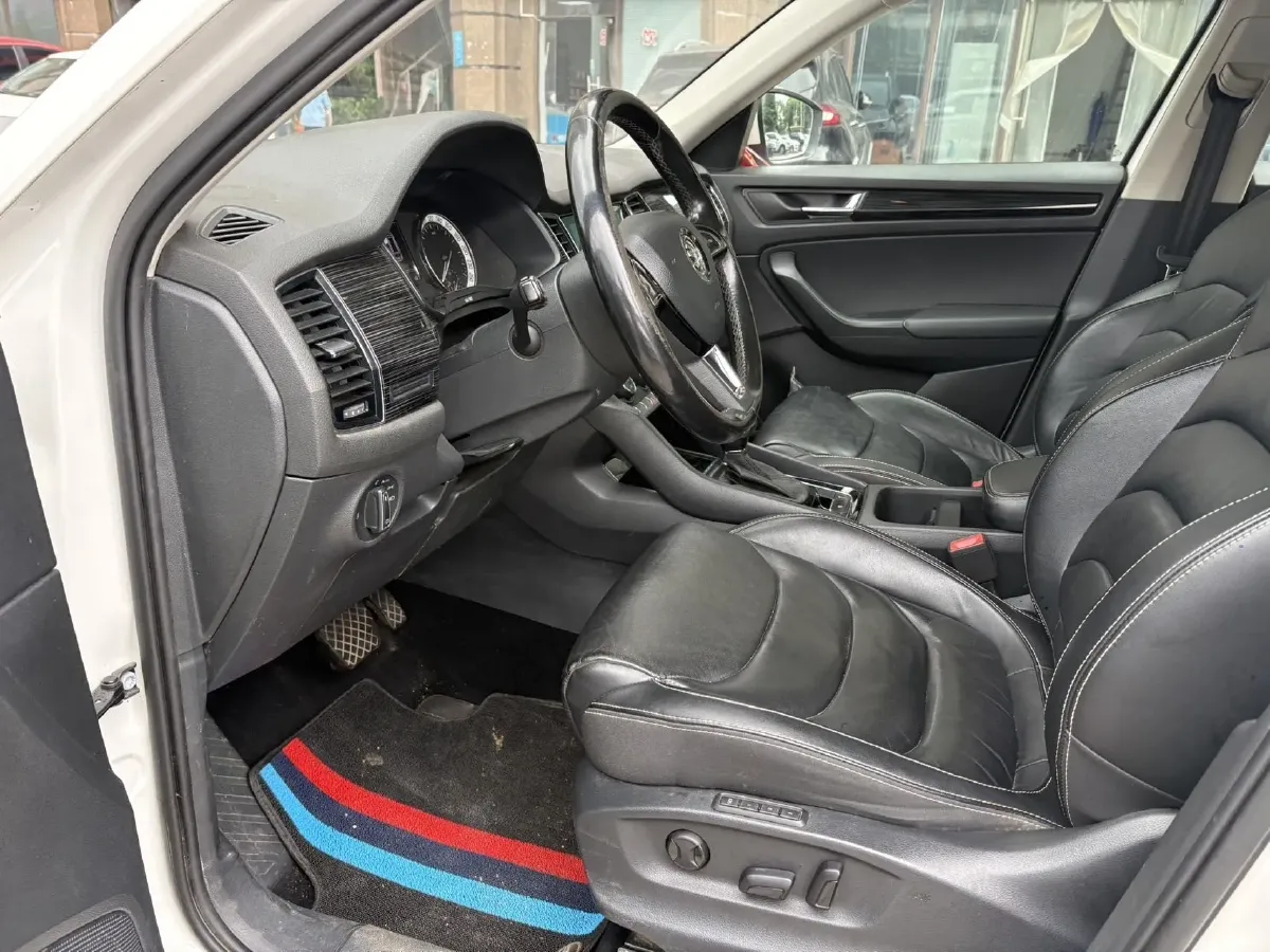 2018 Skoda Kodiak 2.0T 186HP L4 7DCT,autocango,china used car exporter,china ev exporter,chinese used car exporter,chinese used ev exporter