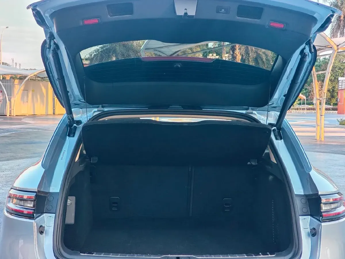2023 HIMA AITO M5 1.5T 152HP L4 REEV 40KWH,autocango,china used car exporter,china ev exporter,chinese used car exporter,chinese used ev exporter