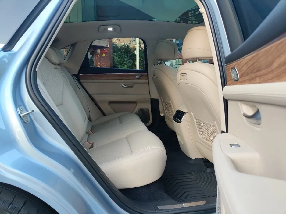 2023 HIMA AITO M5 1.5T 152HP L4 REEV 40KWH,autocango,china used car exporter,china ev exporter,chinese used car exporter,chinese used ev exporter
