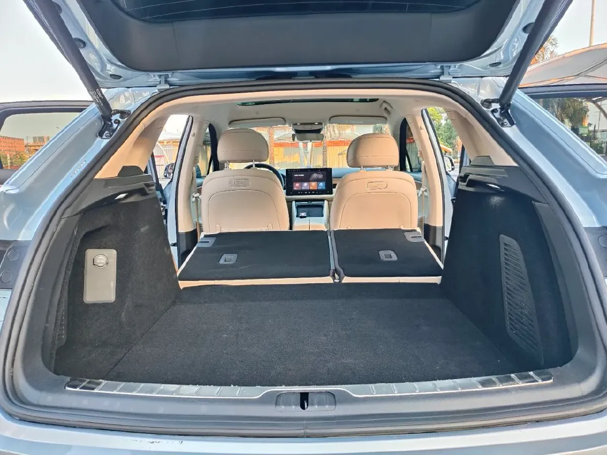 2023 HIMA AITO M5 1.5T 152HP L4 REEV 40KWH,autocango,china used car exporter,china ev exporter,chinese used car exporter,chinese used ev exporter
