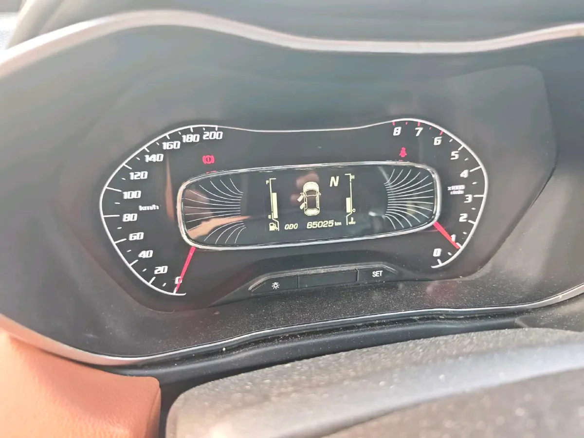 2017 BaoJun 310W 1.5L 105HP L4 6MT,autocango,china used car exporter,china ev exporter,chinese used car exporter,chinese used ev exporter