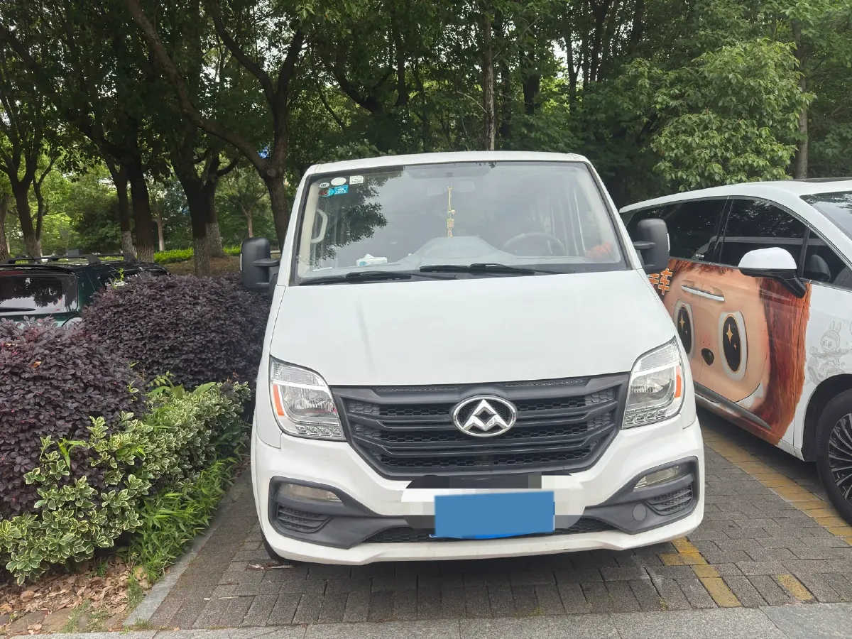 2019 JAC T8 2.0T 190HP L4 6MT,autocango,china used car exporter,china ev exporter,chinese used car exporter,chinese used ev exporter