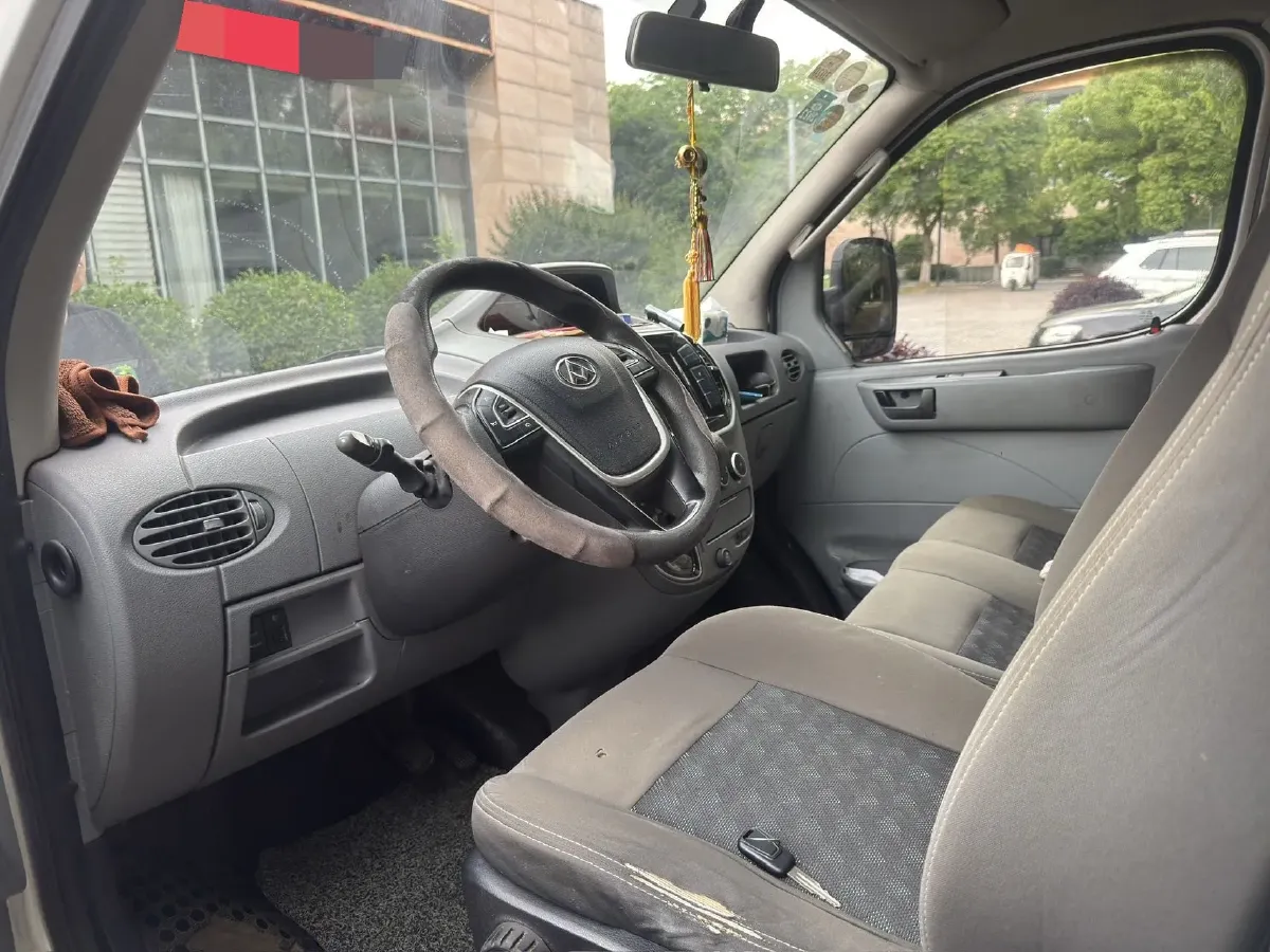 2019 JAC T8 2.0T 190HP L4 6MT,autocango,china used car exporter,china ev exporter,chinese used car exporter,chinese used ev exporter