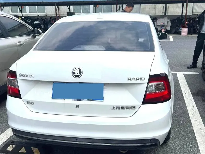 2018 Skoda Rapid 1.6L 110HP L4 6AT,autocango,china used car exporter,china ev exporter,chinese used car exporter,chinese used ev exporter