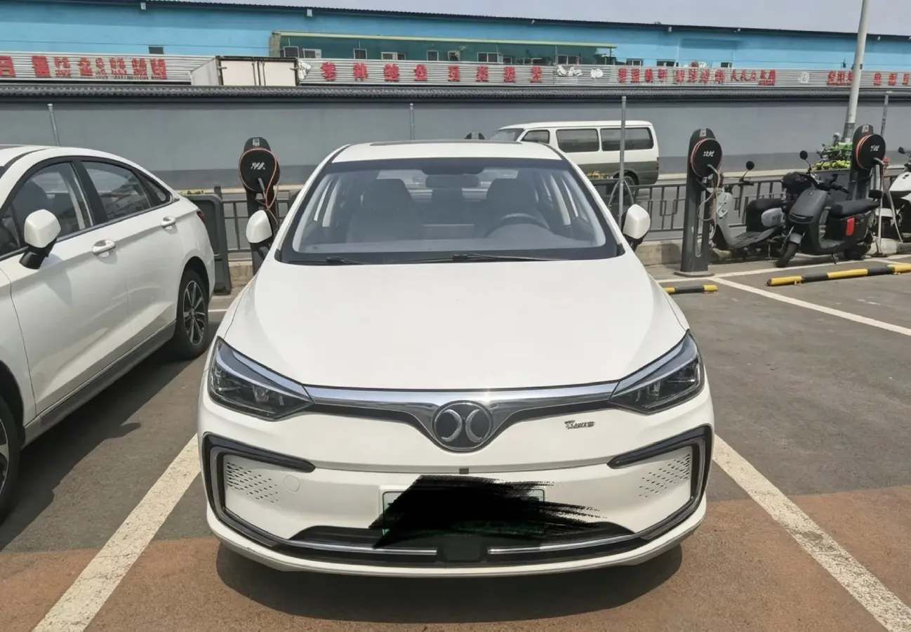 2018 BeiJing Auto EU5 BEV 53.66KWH,autocango,china used car exporter,china ev exporter,chinese used car exporter,chinese used ev exporter
