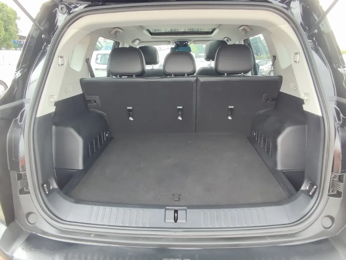 2025 Jetour Freeman 1.5T 184HP L4 7DCT,autocango,china used car exporter,china ev exporter,chinese used car exporter,chinese used ev exporter