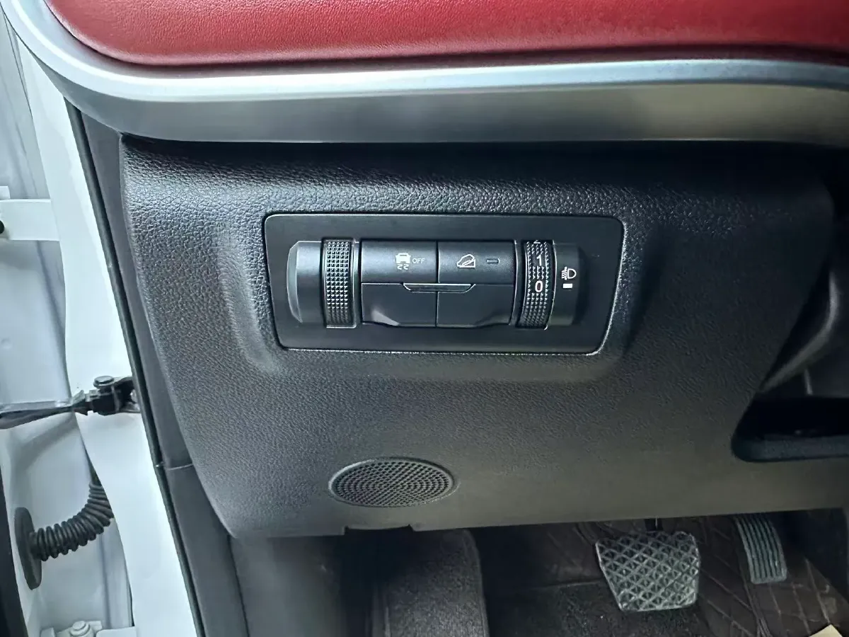 2022 Chery Tiggo 7 1.5T 156HP L4 CVT,autocango,china used car exporter,china ev exporter,chinese used car exporter,chinese used ev exporter