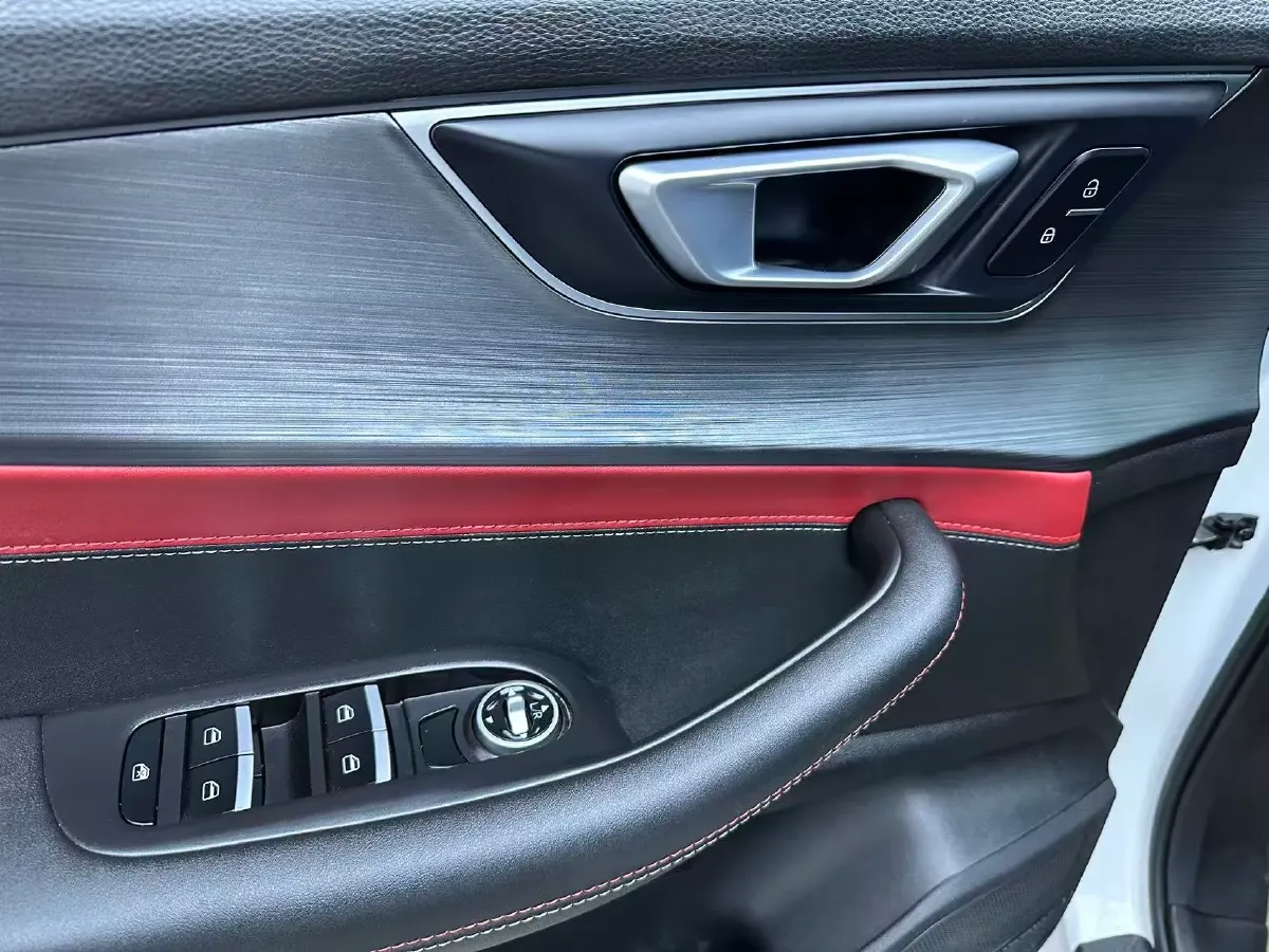 2022 Chery Tiggo 7 1.5T 156HP L4 CVT,autocango,china used car exporter,china ev exporter,chinese used car exporter,chinese used ev exporter