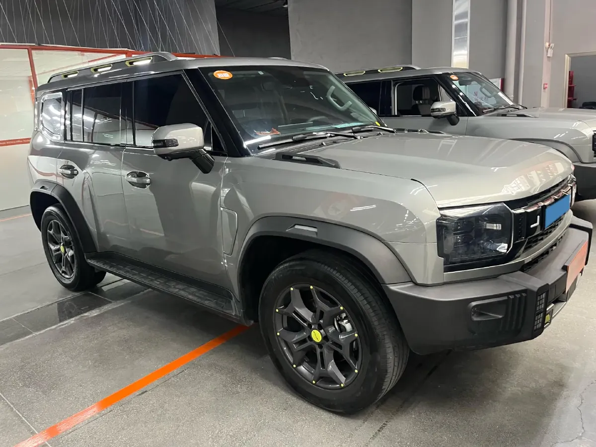 2025 Jetour Traveller 2.0T 254HP L4 7DCT,autocango,china used car exporter,china ev exporter,chinese used car exporter,chinese used ev exporter
