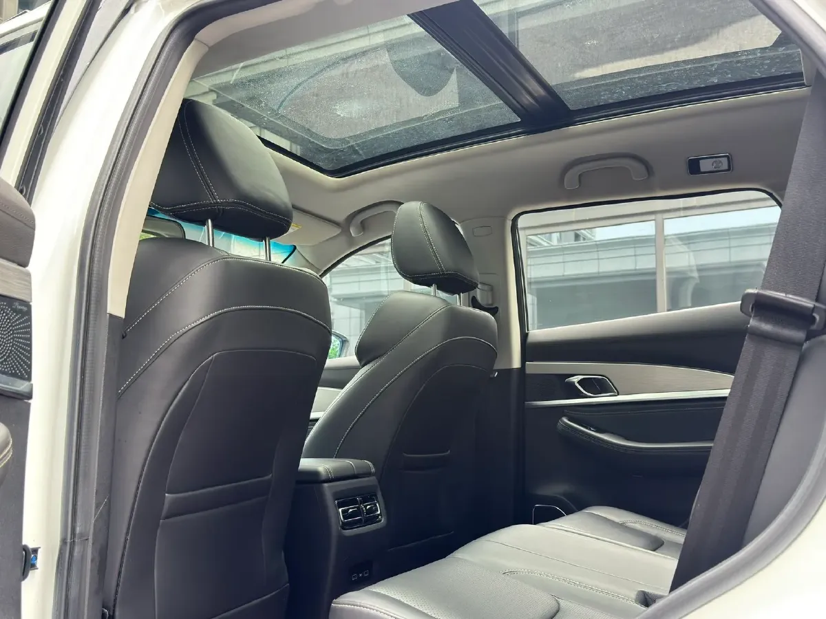 2020 ChangAn Eado 1.4T 158HP L4 7DCT,autocango,china used car exporter,china ev exporter,chinese used car exporter,chinese used ev exporter