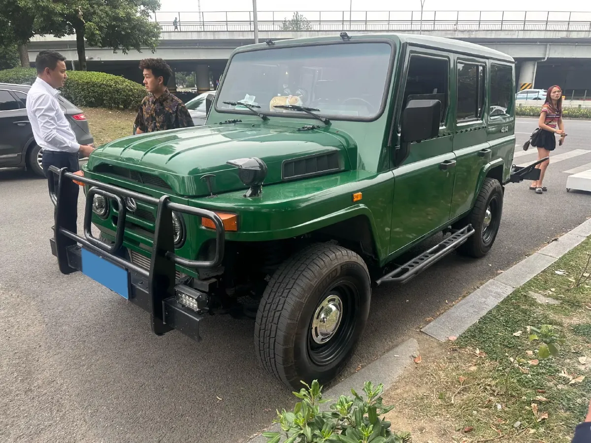2020 BAW 212 2.4T 211HP L4 6MT,autocango,china used car exporter,china ev exporter,chinese used car exporter,chinese used ev exporter
