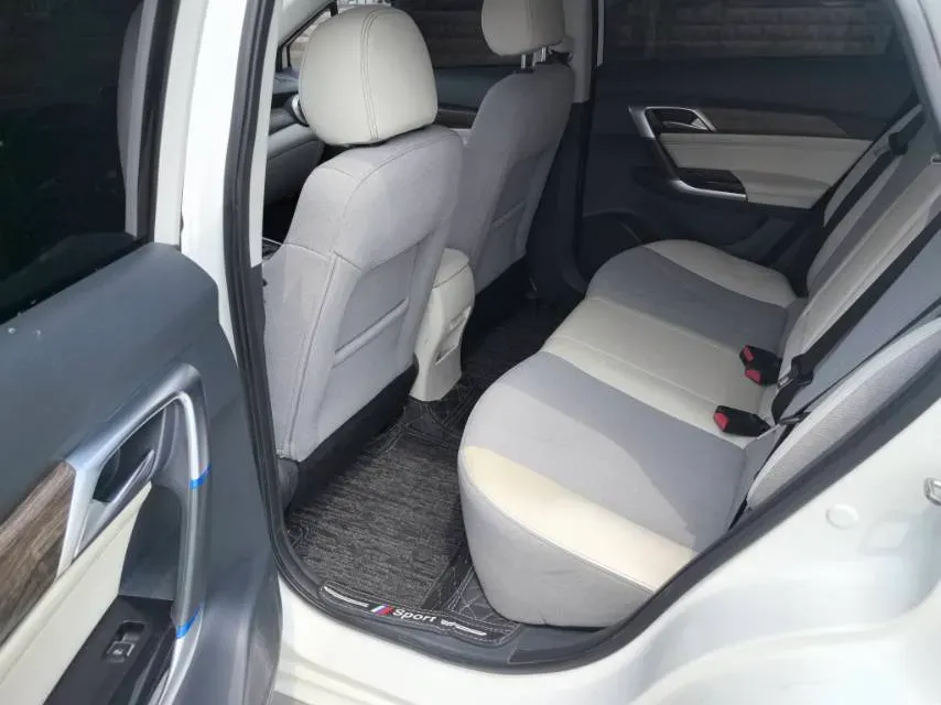 2018 BeiJing Auto EU5 BEV 53.66KWH,autocango,china used car exporter,china ev exporter,chinese used car exporter,chinese used ev exporter