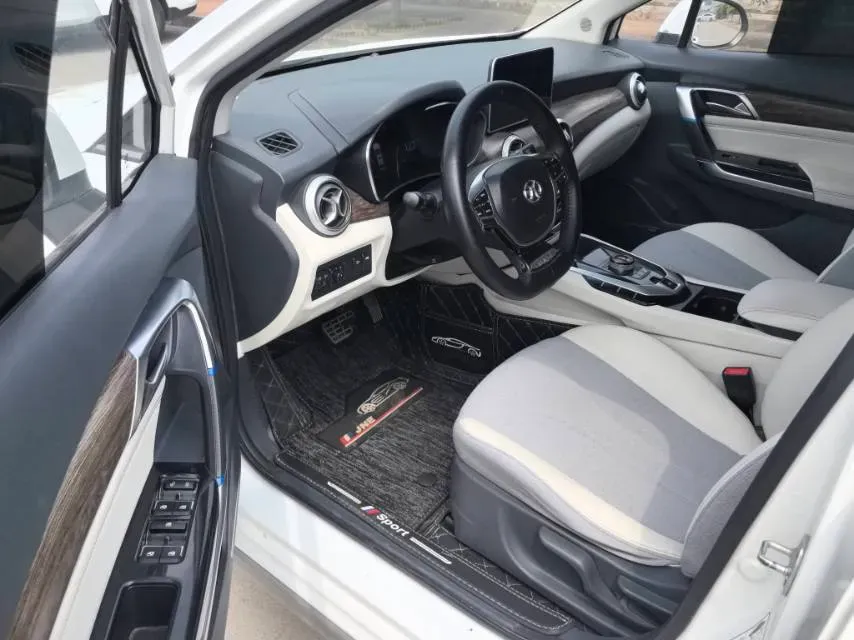 2018 BeiJing Auto EU5 BEV 53.66KWH,autocango,china used car exporter,china ev exporter,chinese used car exporter,chinese used ev exporter