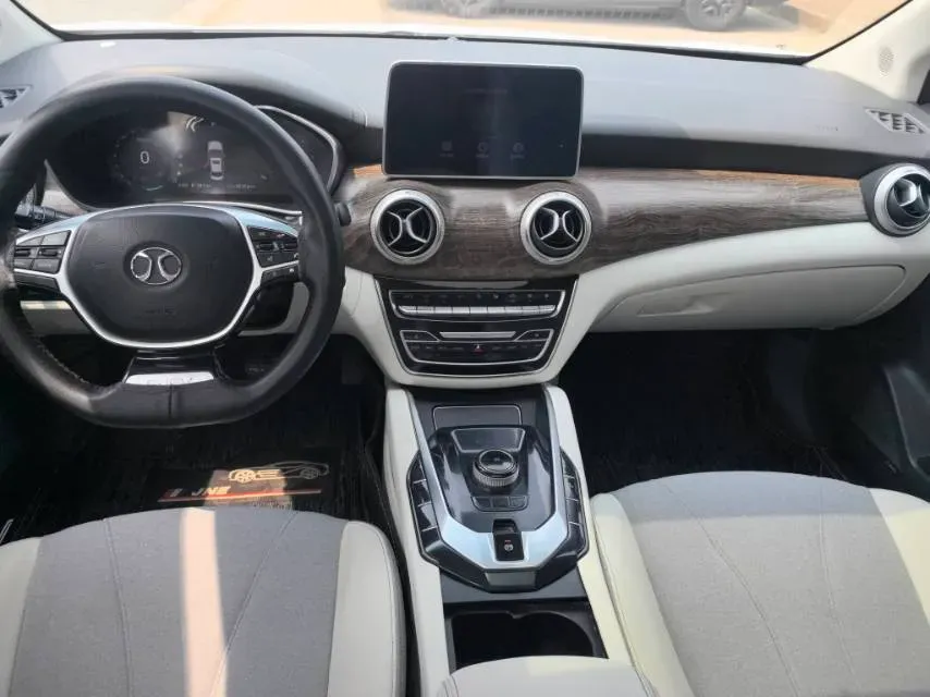 2018 BeiJing Auto EU5 BEV 53.66KWH,autocango,china used car exporter,china ev exporter,chinese used car exporter,chinese used ev exporter