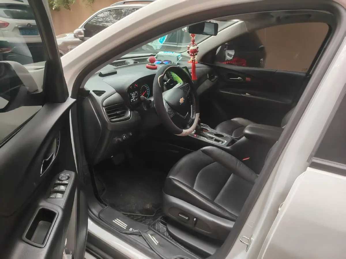 2021 Chevrolet Equinox 1.5T 169HP L4 6AT,autocango,china used car exporter,china ev exporter,chinese used car exporter,chinese used ev exporter