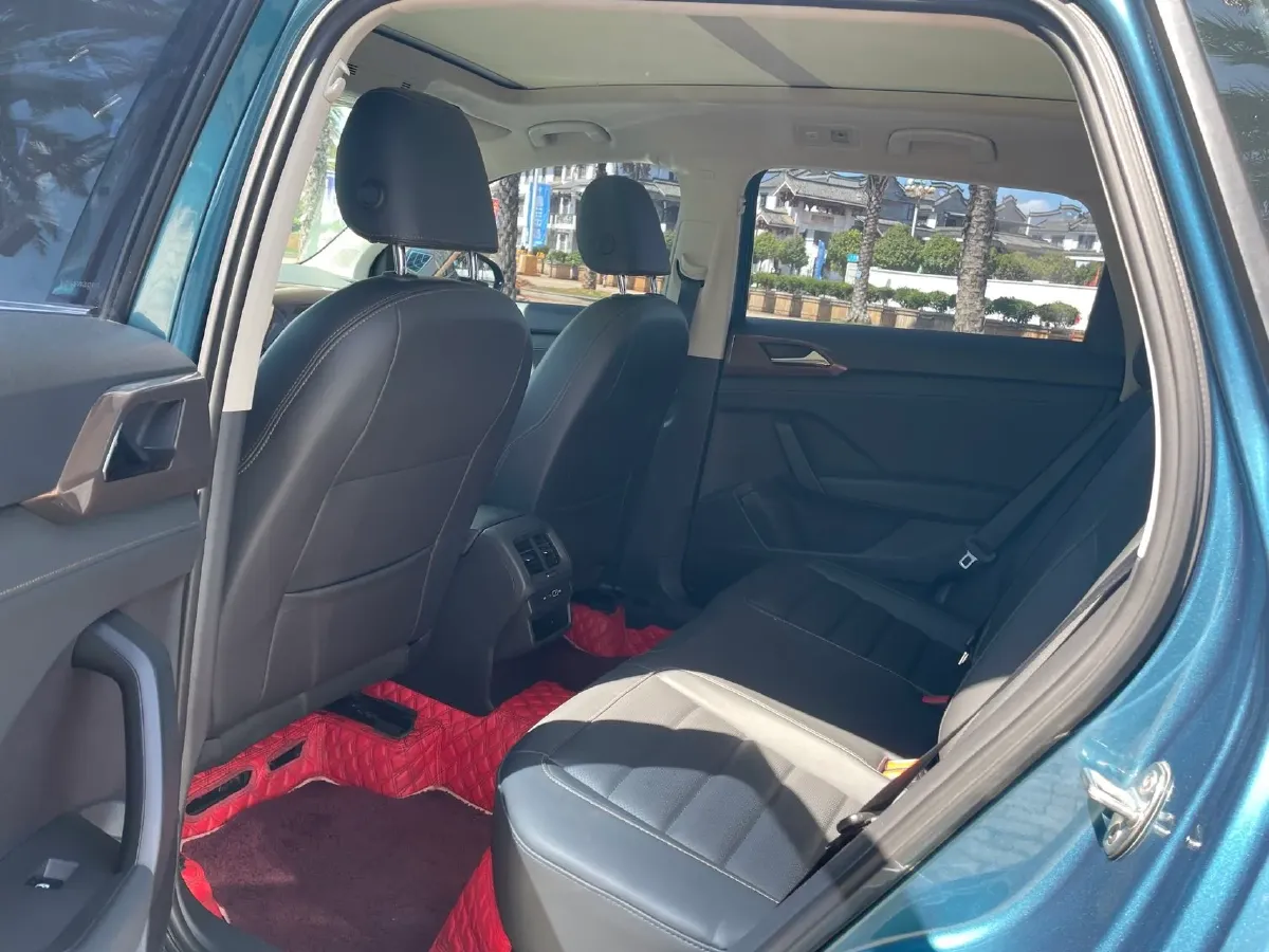 2021 Volkswagen Tharu 1.4T 150HP L4 7DCT,autocango,china used car exporter,china ev exporter,chinese used car exporter,chinese used ev exporter