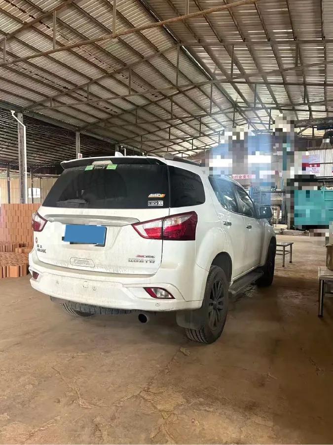 2020 Isuzu Mu-X 1.9T 166HP L4 6AT,autocango,china used car exporter,china ev exporter,chinese used car exporter,chinese used ev exporter