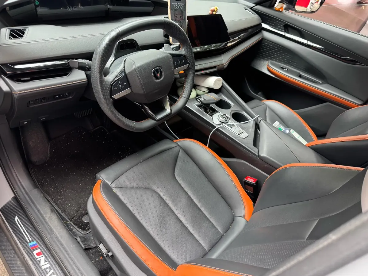 2022 ChangAn UNI-V 1.5T 188HP L4 7DCT,autocango,china used car exporter,china ev exporter,chinese used car exporter,chinese used ev exporter